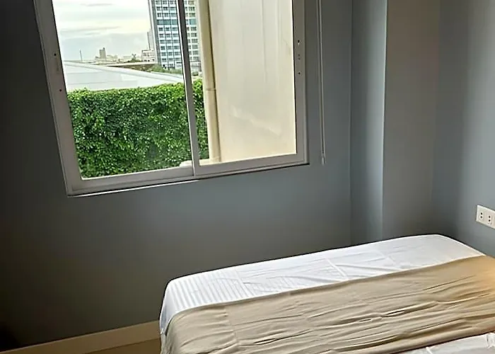 Serene Nook, Hyde Residences -two Beds アパートホテル 5*
